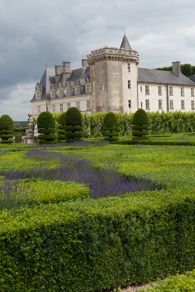 Giardini e Chateau de Villandry in Valle della Loira in Francia — Foto Stock
