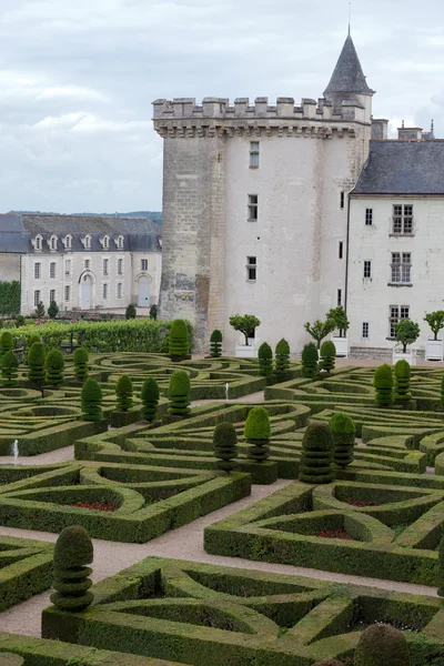 Jardins et Château de Villandry dans la vallée de la Loire en France — Photo