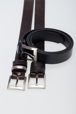 erkek siyah üzerine beyaz izole kemeri.