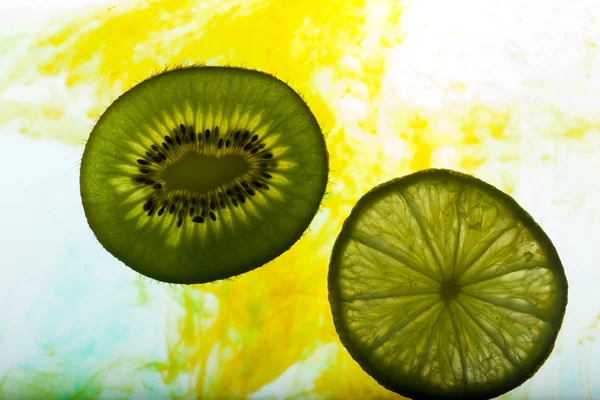 Lemon and kiwi fruit — Stock Photo, Image