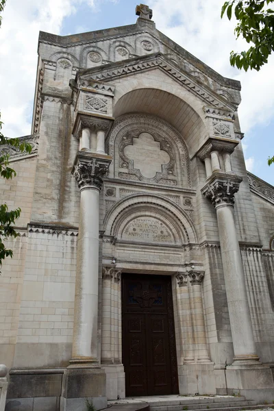 La Basílica de Saint-Martin, Tours, Francia — Foto de Stock