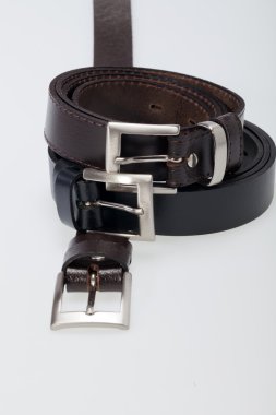 erkek siyah üzerine beyaz izole kemeri.