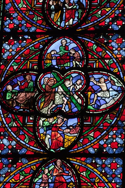 Stained glass windows of Saint Gatien cathedral in Tours, France. — Stock Photo, Image