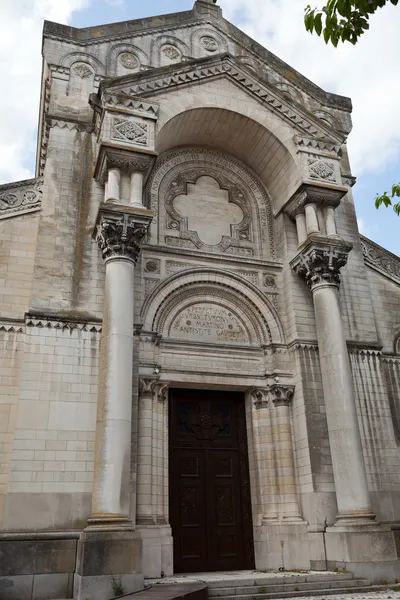 Базилика Сен-Мартен, Тур, Франция — стоковое фото