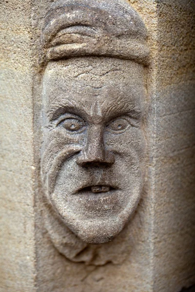 科尔马-大教堂圣 · 马丁，在门户网站上的浮雕 — 图库照片