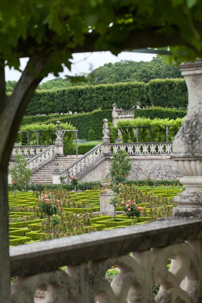 Zahrady a zámek de villandry v údolí Loiry ve Francii — Stock fotografie