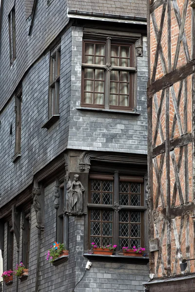 Half-timbered house in Tours, Loire Valley, France — Stock Photo, Image