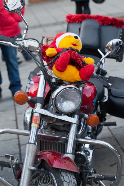 Noel Baba geçit motosiklet Cracow Main Market Square çevresinde — Stok fotoğraf