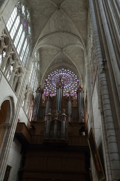 Catedral gótica de Saint Gatien em Tours, Loire Valley, França — Fotografia de Stock