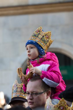 İncil'deki magi Üç Akil Adam parade