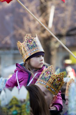 İncil'deki magi Üç Akil Adam parade