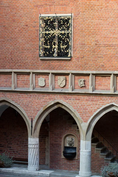 The courtyard of the collegium Maius of the Jagiellonski university in Krakow in Poland — Stock Photo, Image