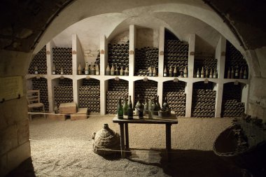 depolama birimine kale valencay şarap mahzeni. Loire Vadisi. Fransa