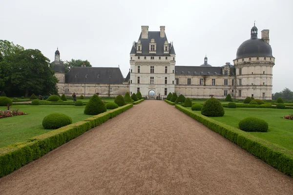 Jardín y Castillo de Valencay en el Valle del Loira en Francia — Foto de Stock