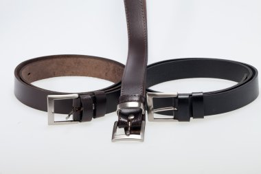 erkek siyah üzerine beyaz izole kemeri.