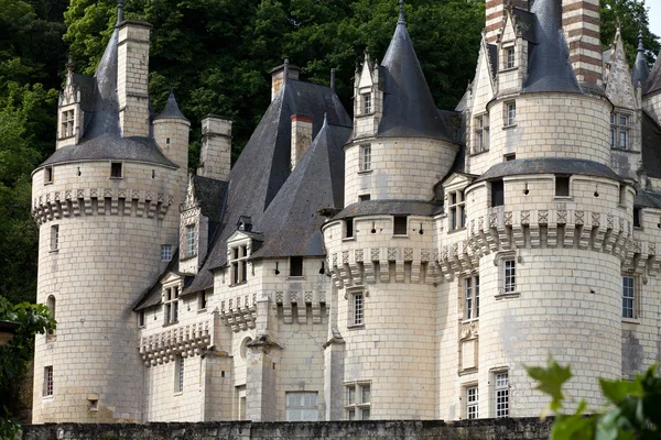 Hrad Rigny-Usse Známý jako hrad Šípkové Růženky a postavený v jedenáctém století. Loire Valley, Francie — Stock fotografie