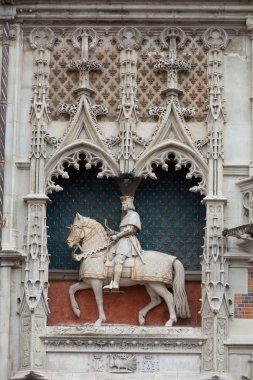 heykeli Kral louis XII chateau de blois giriş. Loire valley, Fransa