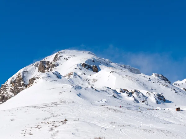 Skigebiet in den Alpen — Stockfoto