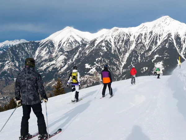 Skidområdet i Alperna — Stockfoto