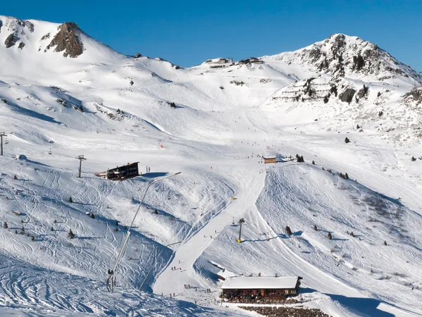 Skigebied in de Alpen — Stockfoto