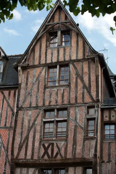 Casa de entramado en Tours, Valle del Loira, Francia — Foto de Stock