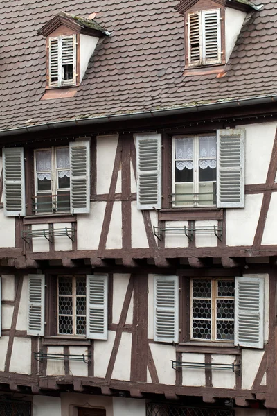 Fél gerendás házait, Colmar, Franciaország — Stock Fotó