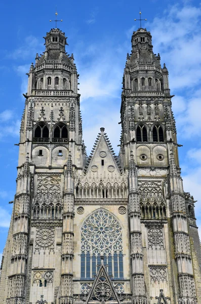 ゴシック様式の大聖堂サン ガシアン トゥール, ロワール渓谷でのフランス — ストック写真
