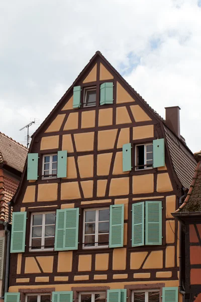 Casas de entramado de madera de Colmar, Alsacia, Francia —  Fotos de Stock