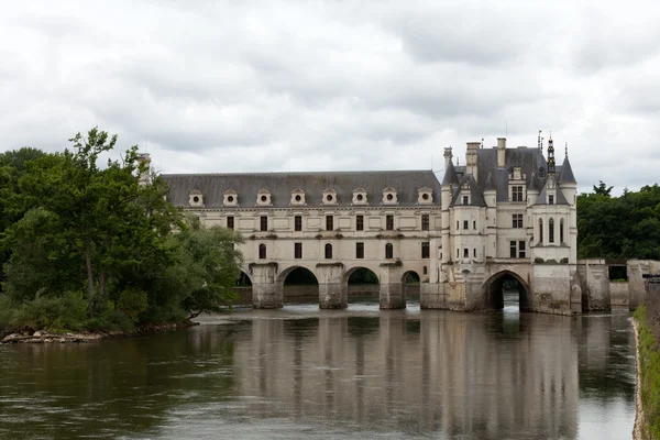 Garden and Castle of Chenonceau — Stock Photo, Image