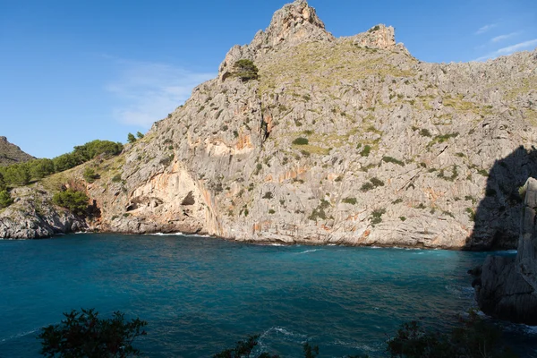 Torrent de pareis - sa calobra baai in Mallorca Spanje — Stockfoto