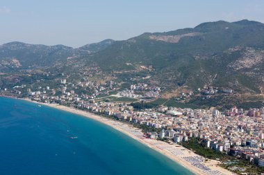 Alanya - Kleopatra plajı. Alanya, Türkiye 'nin en popüler sahil beldelerinden biri.
