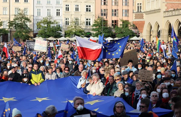 Краків Польща Жовтня 2021 Залишаємося Уряд Виходить Люди Протестують Проти — стокове фото