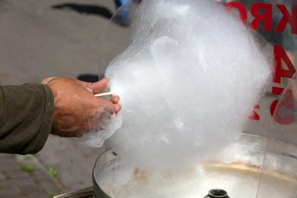 Candy floss machine met witte candyfloss — Stockfoto