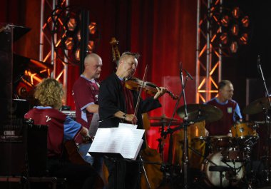 Krakow, Polonya - 10 Temmuz 2021: Nigel Kennedy Krakow 'da düzenlenen 26.