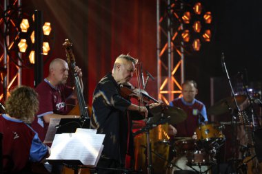 Krakow, Polonya - 10 Temmuz 2021: Nigel Kennedy Krakow 'da düzenlenen 26.