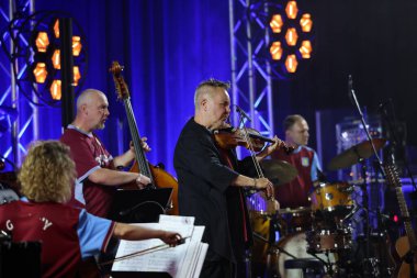 Krakow, Polonya - 10 Temmuz 2021: Nigel Kennedy Krakow 'da düzenlenen 26.