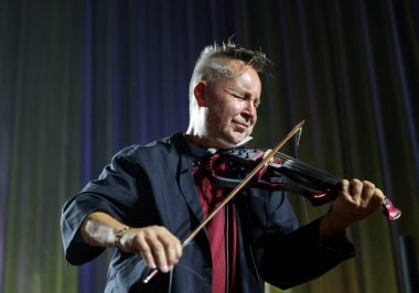 Krakow, Polonya - 10 Temmuz 2021: Nigel Kennedy Krakow 'da düzenlenen 26.