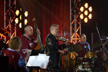 Krakow, Polonya - 10 Temmuz 2021: Nigel Kennedy Krakow 'da düzenlenen 26.