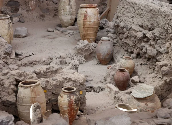 Santorini Grecia Julio 2021 Recuperada Cerámica Antigua Ciudad Prehistórica Akrotiri —  Fotos de Stock