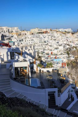 Imerovigli, Santorini, Yunanistan - 29 Haziran 2021: Santorini Adası, Cyclades, Yunanistan