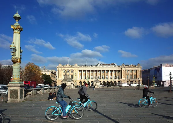 Paris França Novembro 2018 Passeio Bicicleta Pela Place Concorde Com — Fotografia de Stock