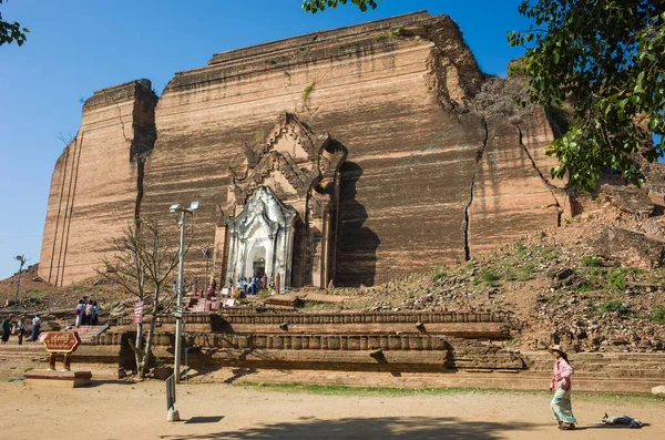 Mingun Myanmar January 2020 Mingun Pahtodawgyi Pagoda Giant Ancient Unfinished — Stock Photo, Image