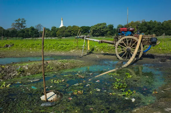 Amarapura Mandalay Myanmar January 2020 Pump Retro Wooden Cart Pumps — 图库照片