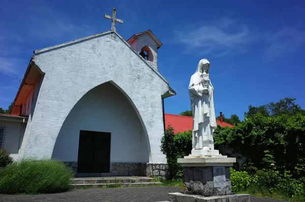 Pucon Chile Dezembro 2018 Estátua Branca Lado Mosteiro Santa Clara — Fotografia de Stock