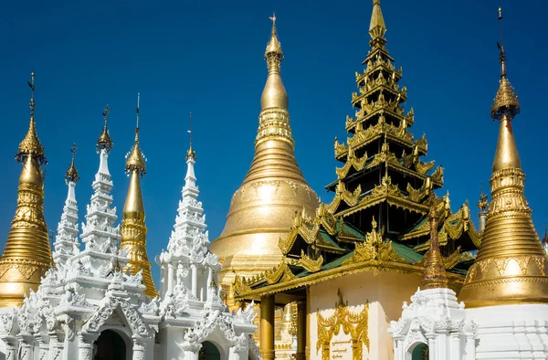 Yangon Myanmar Prosince 2019 Šwedagon Velký Zlatý Pagoda Nejposvátnější Buddhistická — Stock fotografie