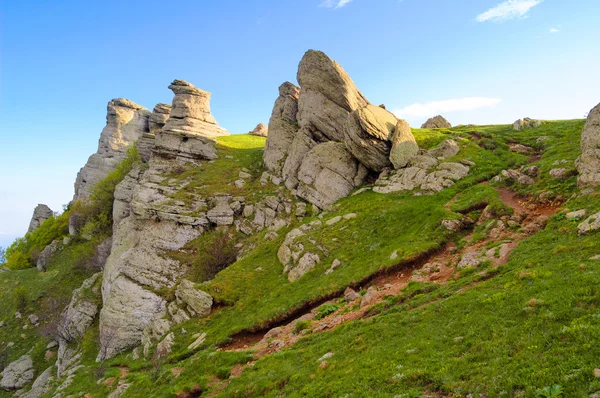 Demerdzhi 산에서 아름 다운 석양입니다. 크림 반도, 우크라이나 — 스톡 사진