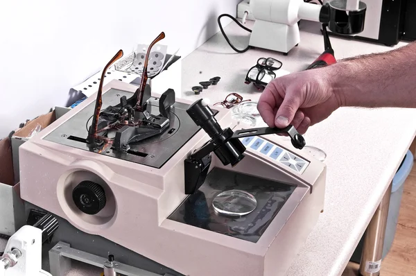 gözlük hazırlanması