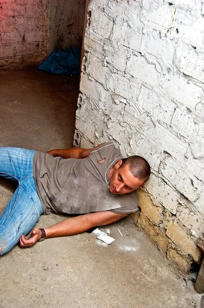 Bağımlısı aşırı doz