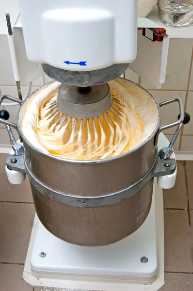 şekerleme makinesi çırpıcı