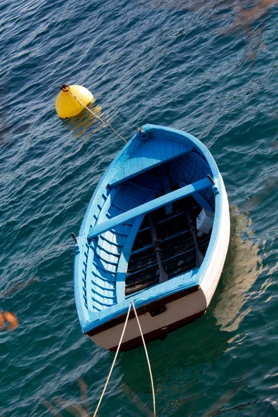 Pequeno barco — Fotografia de Stock